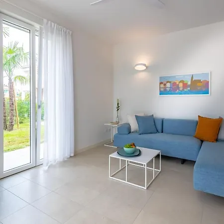 Pareus Apart-hotel 3*