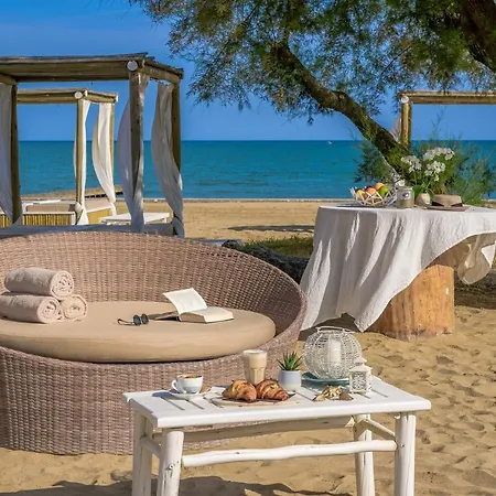 Apart-hotel Pareus 3*