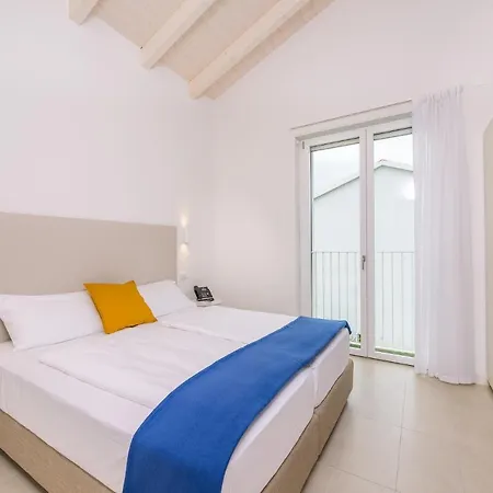 Apart-hotel Pareus